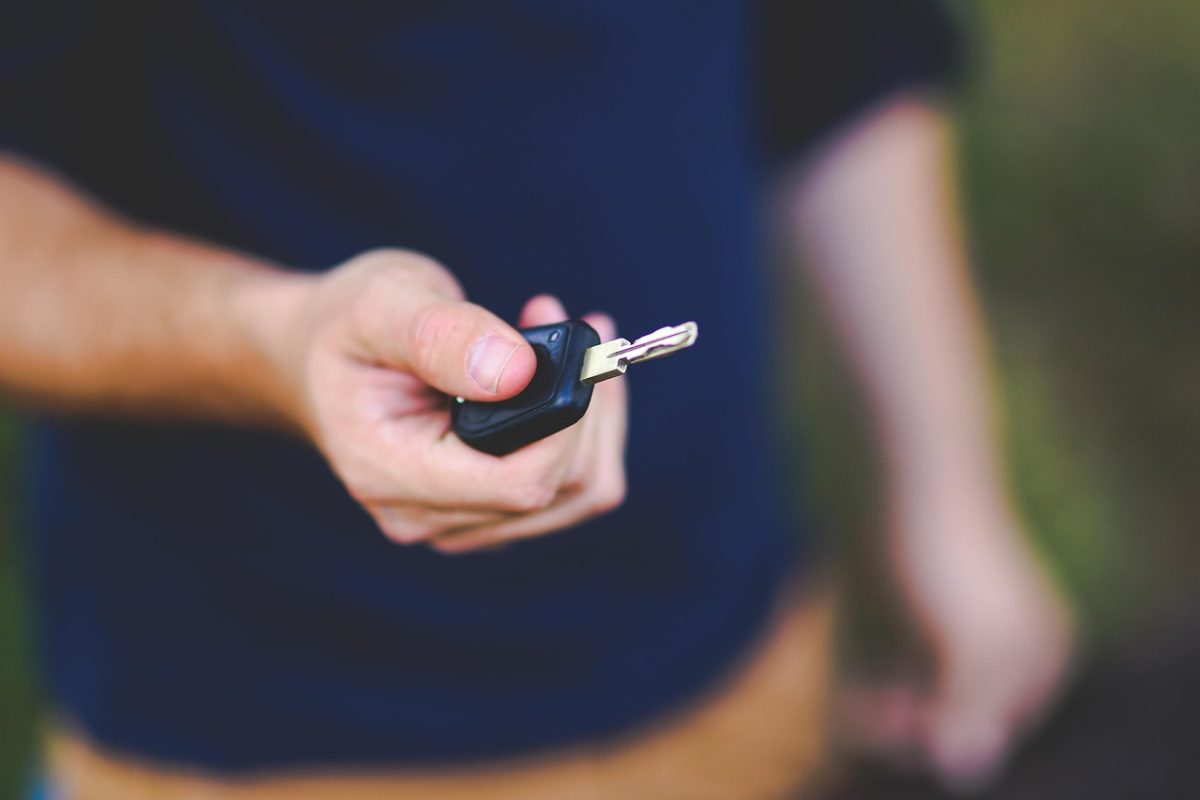 Comparatif assurances auto petit budget et options économiques