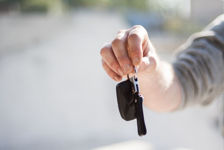 Prêter votre voiture ? Attention aux pièges de l'assurance !