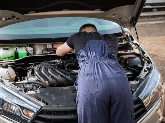 Garage auto à Clermont‑Ferrand : conseils et préparation