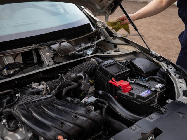 Comment vérifier la batterie de votre voiture