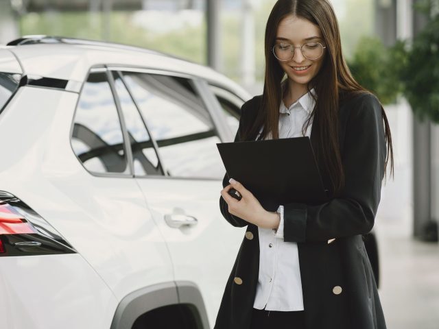 Depuis 2023, comment choisir le bon concessionnaire auto ?