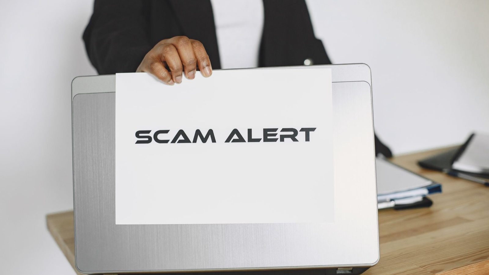 Filtrage DNS gratuit : protéger son espace client auto du phishing